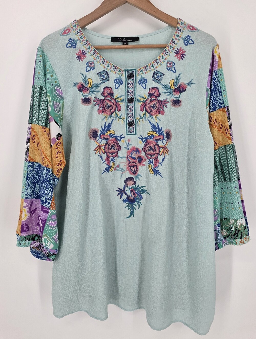 Calessa Embroidered Mixed Media Tunic Top, Sz 1X